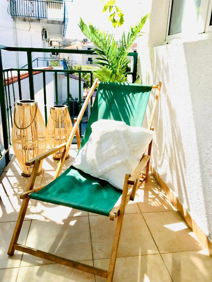 Apartmani-Okrug Gornji-Ciovo Traù Esterno foto