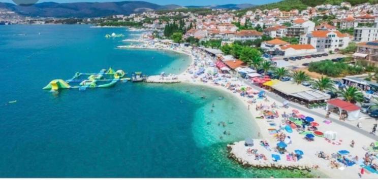 Apartmani-Okrug Gornji-Ciovo Traù Esterno foto