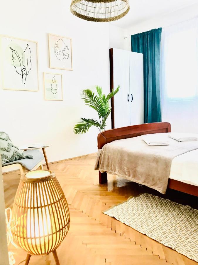 Apartmani-Okrug Gornji-Ciovo Traù Esterno foto
