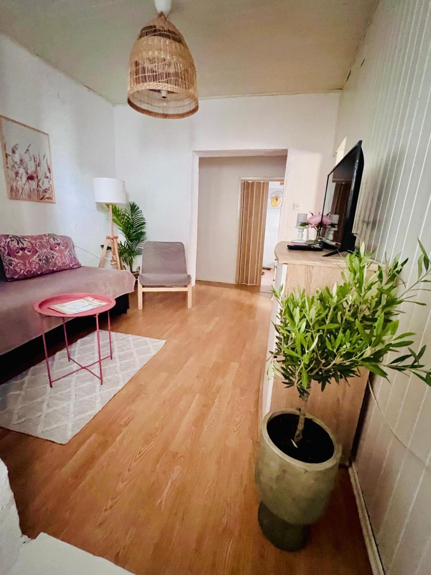 Apartmani-Okrug Gornji-Ciovo Traù Esterno foto