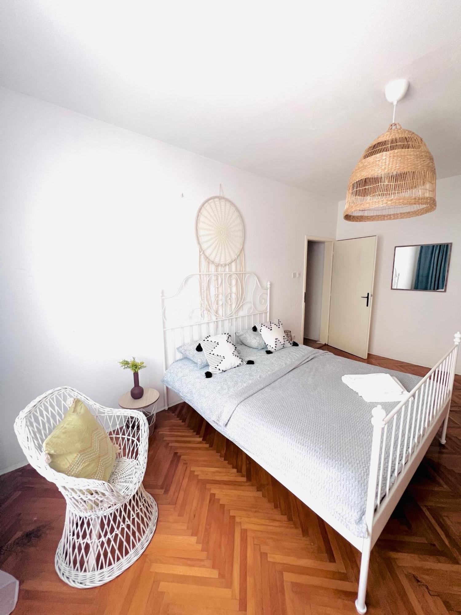 Apartmani-Okrug Gornji-Ciovo Traù Esterno foto